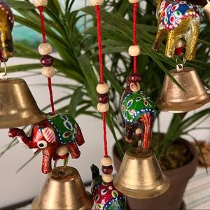 💥5 STAR Rated💥 NWOT Handcrafted Wood Elephant Wind Chime